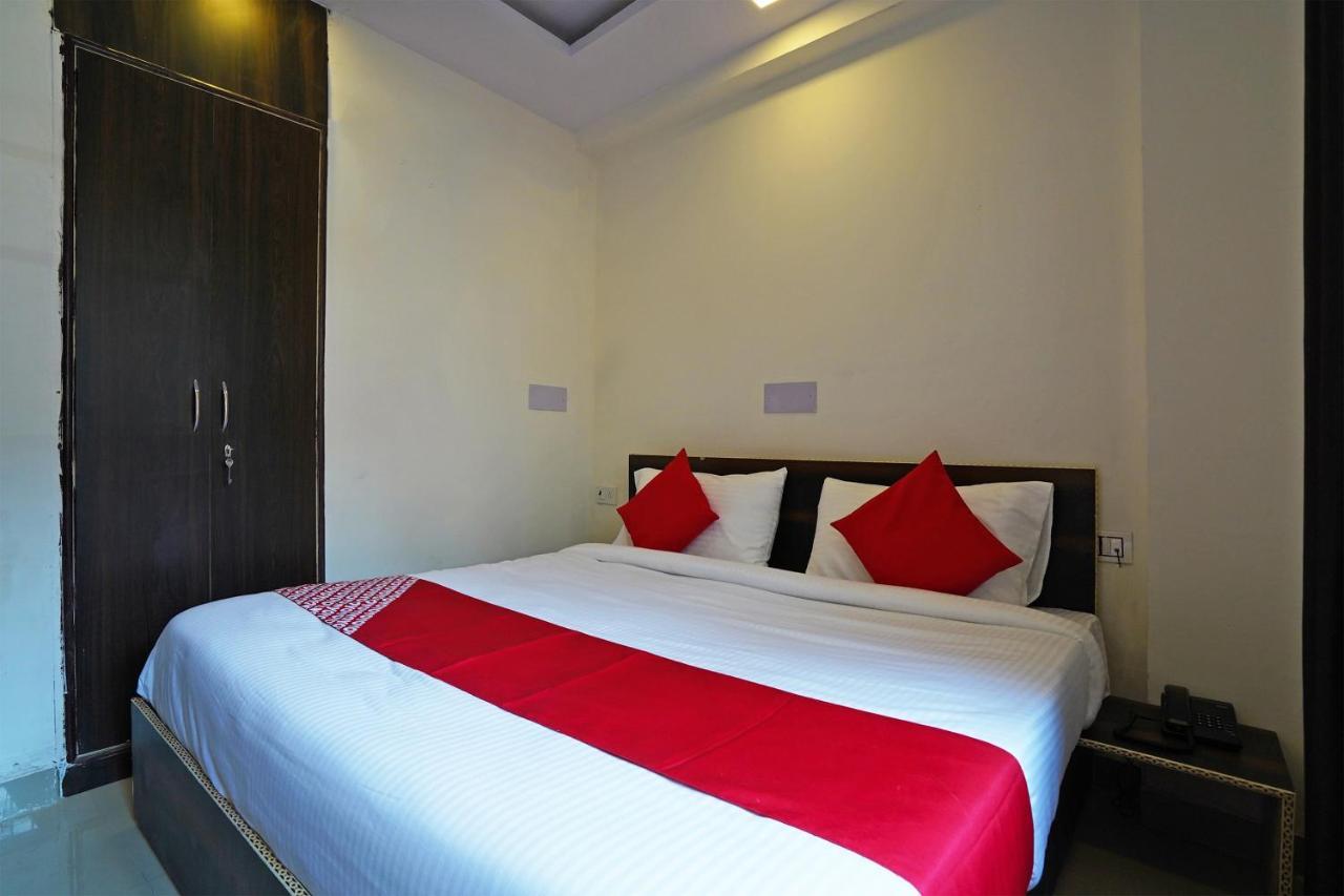 Hotel O Kanak Palace New Delhi Exterior foto